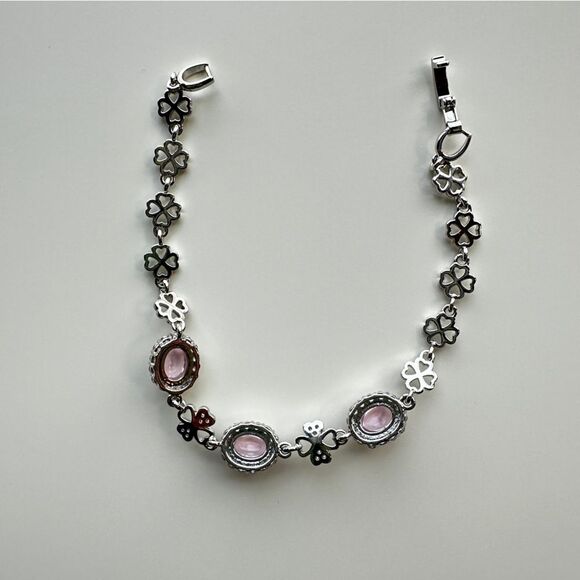 NEW - White Gold Plated 7.5" Bracelet w/ Pink Crystal CZ & Pave Clove Flower - Picture 4 of 10